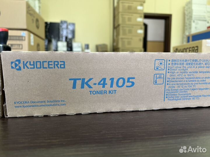 Оригинальный картридж Kyocera TK-4105