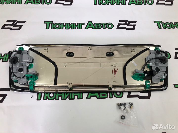 Накладка под задний номерной знак LX570/LX450d