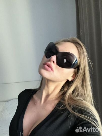 Солнцезащитные очки