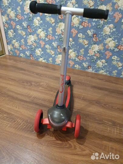 Самокат детский трехколесный