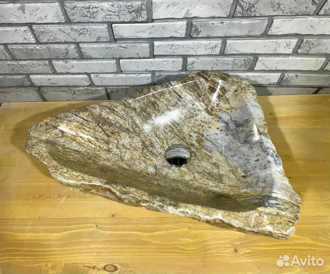Дизайнерская раковина из натурального камня