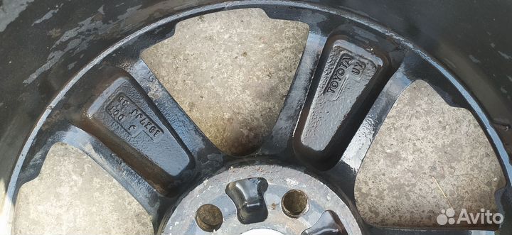 Литой диск R18 5x100