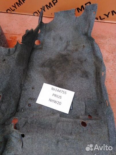 Ковер пола Toyota Prius NHW20 1NZ-FXE 2005