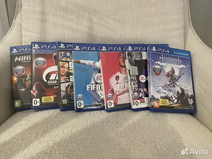 Игра для приставки на ps4 (в отличном состоянии)