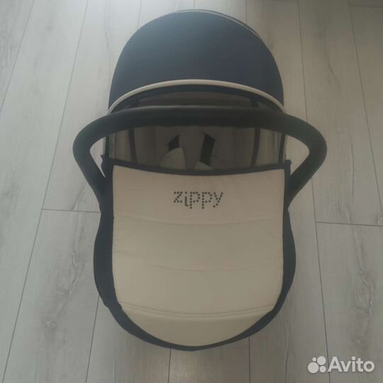 Детская переносная люлька zippy