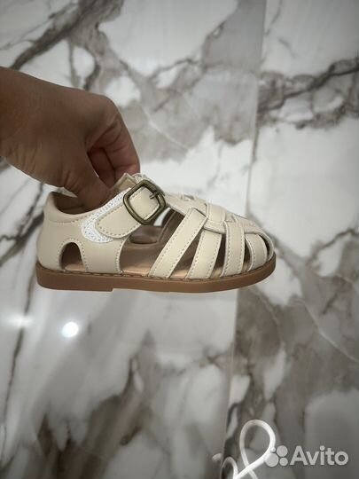Босоножки детские 22 размер