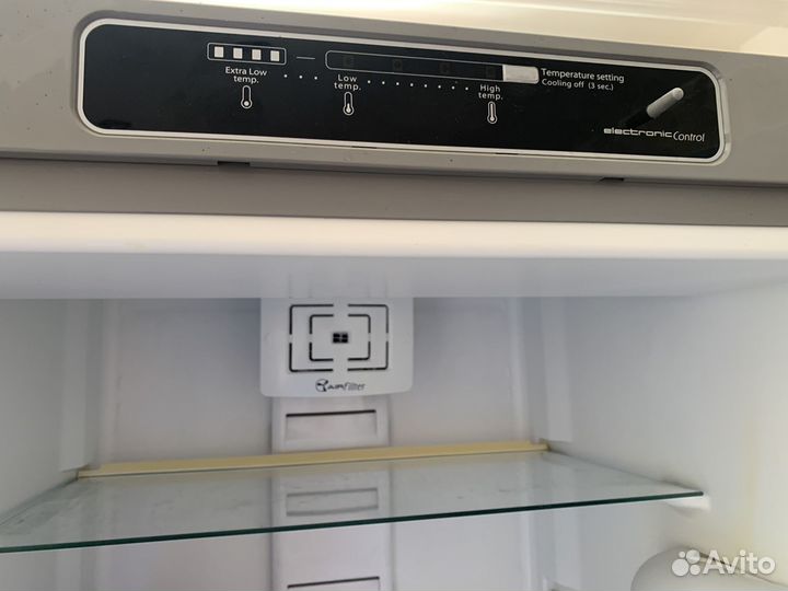 Холодильник Whirpool