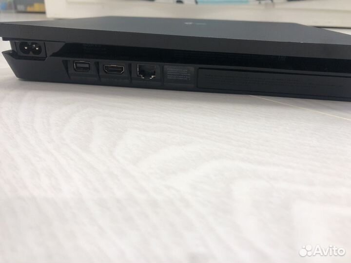 Sony ps4 slim 1tb