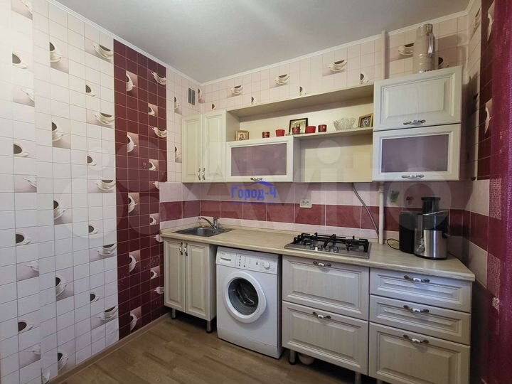 2-к. квартира, 55 м², 2/10 эт.