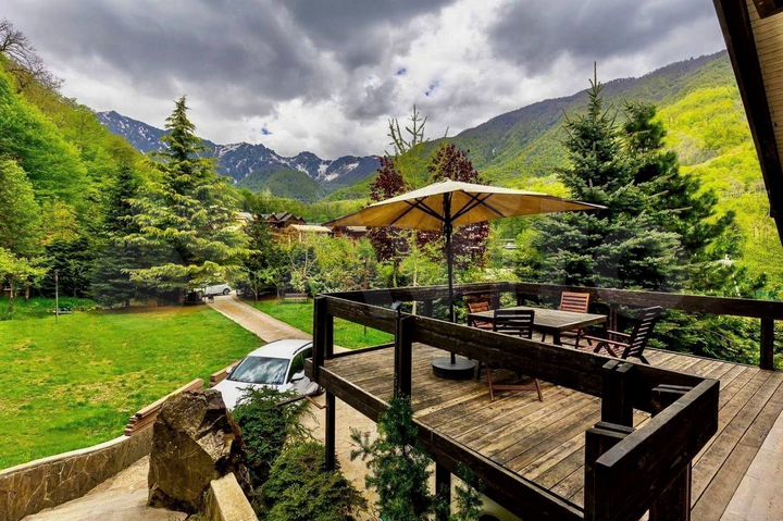 Дом 650 м² на участке 30 сот.