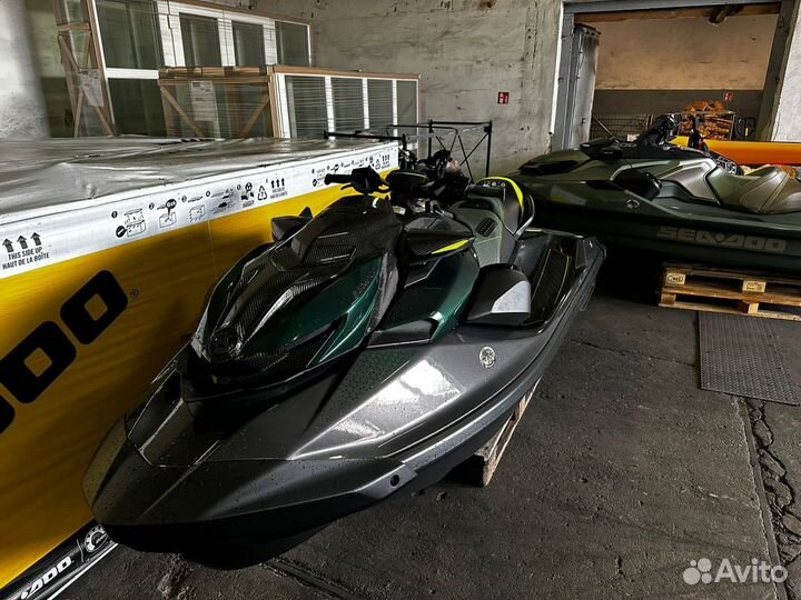 BRP RXP apex 300
