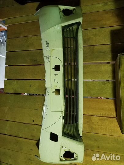 Toyota corolla 2015 Бампер передний