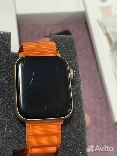 Apple Watch SE 44mm