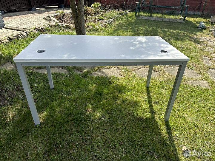 Стол и стул офисные