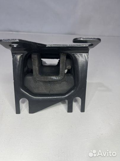Подушка (опора) двигателя Рено Логан 2 Лада Х Рей