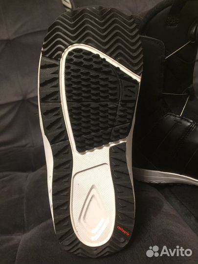 Сноубордические ботинки детские 33-35 с. новых