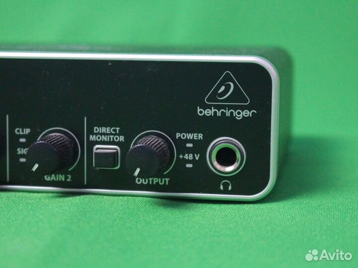 Звуковая карта USB Behringer UMC-22