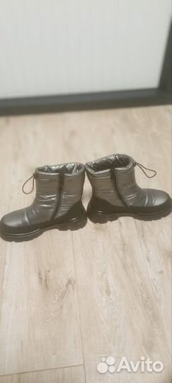 Зимние женские сапоги 38