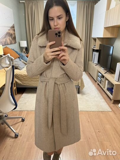 Шерстяное пальто с мехом кролика