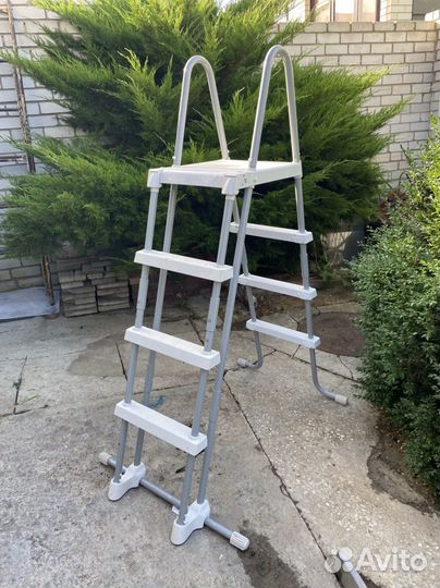 Лестница для каркасного бассейна bestway