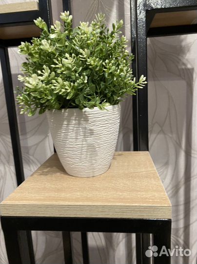 Полка для цветов напольная металлическая