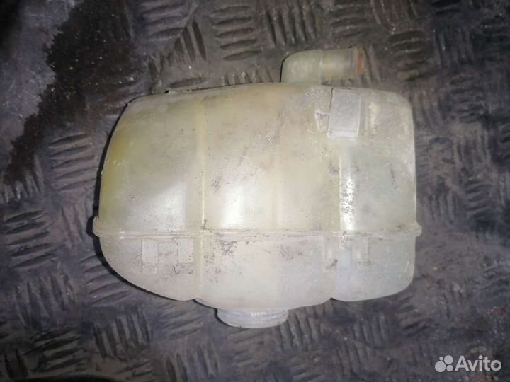 Бачок расширительный Volvo s80