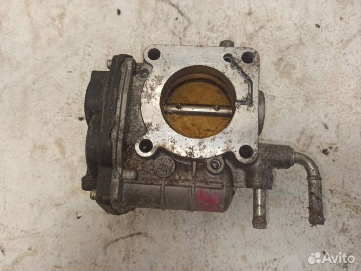 Дроссельная заслонка