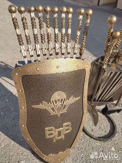 Подарок на день вдв подставка для шампуров