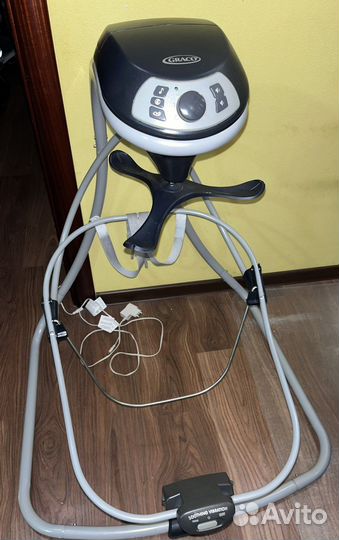Электронные качели Graco