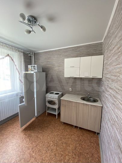 2-к. квартира, 65 м², 2/10 эт.