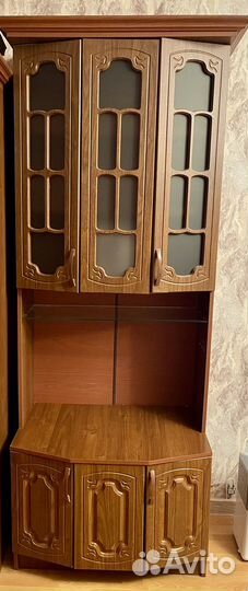 Шкаф с пенал с полками