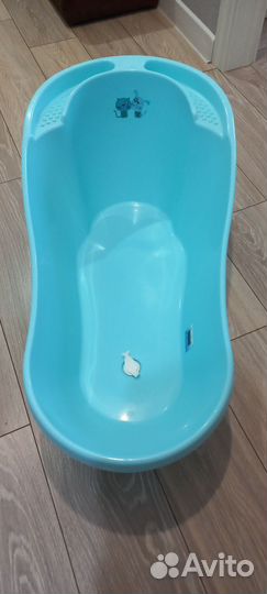 Ванночка для купания новорожденного