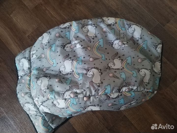 Накидка на ножки в коляску