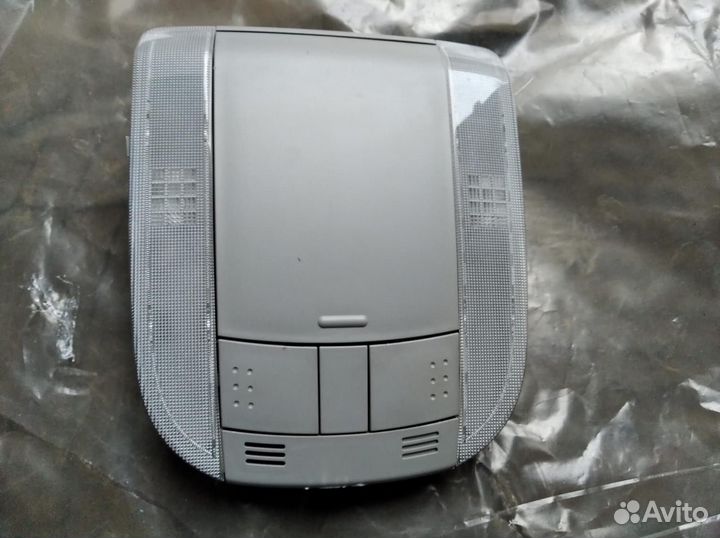 Плафон салона очечник Toyota Corolla 151 (150) 13г