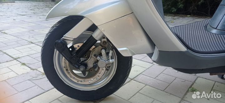 Honda lead af 20