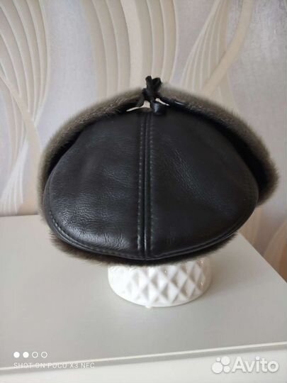 Мужская кожаная кепка