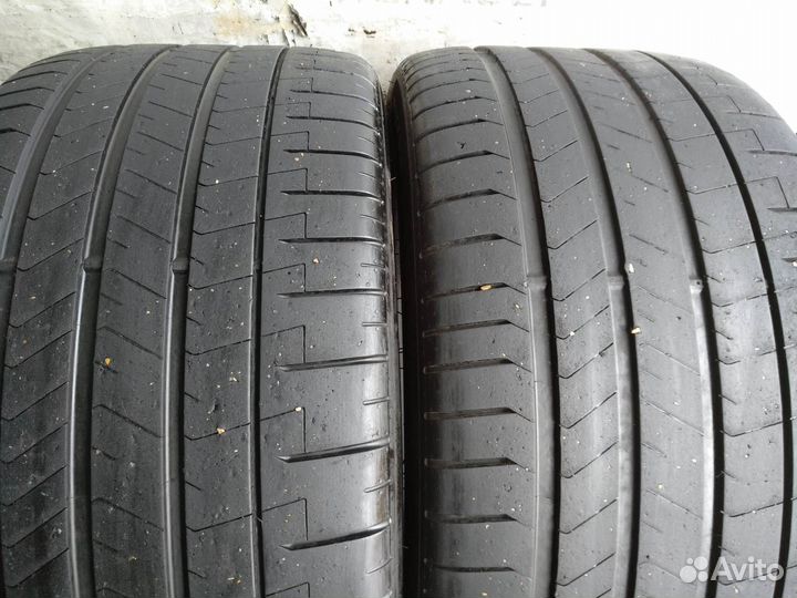 Pirelli P Zero PZ4 285/40 R21 и 315/35 R21 109Y