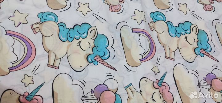 Простынь на резинке в детскую кроватку