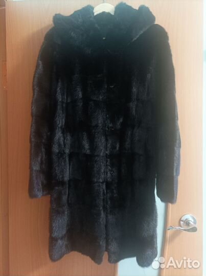 Шуба норковая с капюшоном 42 44
