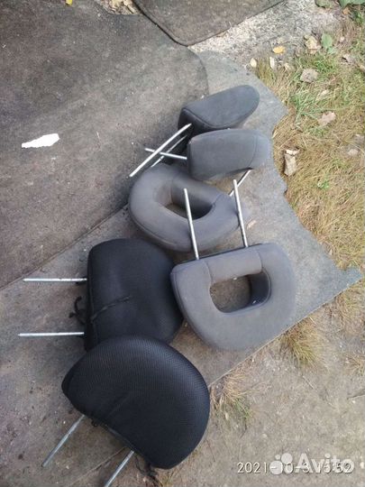 Подголовник Мицубиси Лансер 9