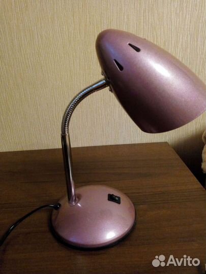 Лампа настольная новая