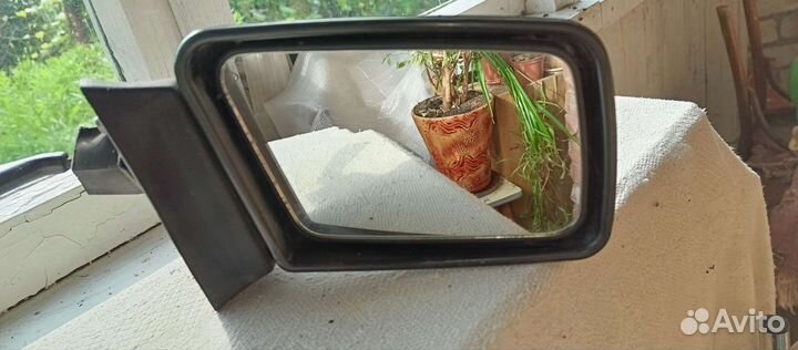 Зеркало для машины правое