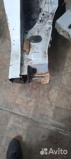 Четвирть Крыла заднее правое renault logan 2