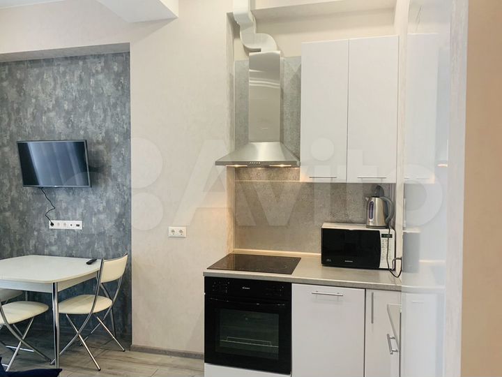 1-к. квартира, 42 м², 8/13 эт.