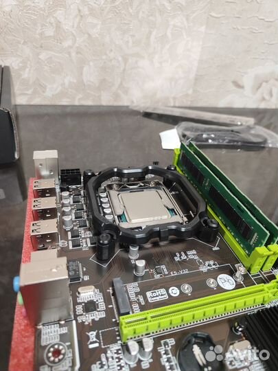 Комплект Xeon 10/20 Ядер/16GB/Материнская плата