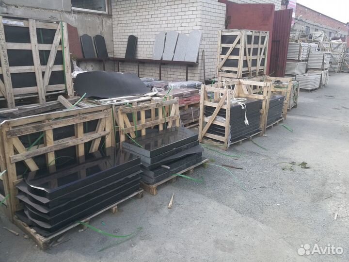 Памятники оптом Екатеринбург