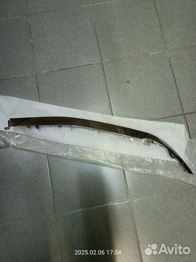 Накладка бампера нижняя левая Hyundai Tucson