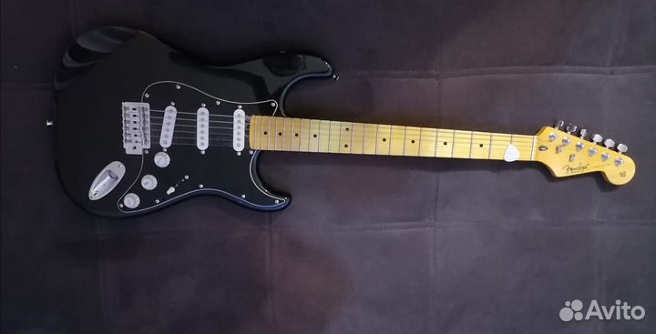 Электрогитара fender