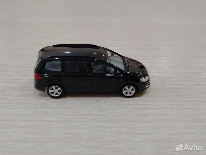 Volkswagen Sharan II (7N) 2010-н.в