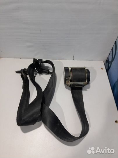 Ремень безопасности перед Renault sandero stepway